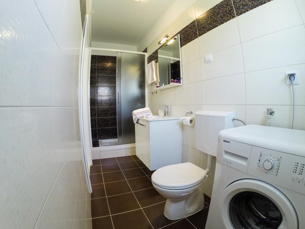 Apartments House Durdica Bol Rum bild